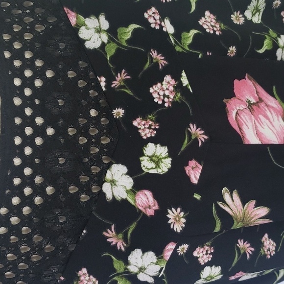 Gabby Skye Floral Sleeveless Fit to Flair Dress Size - Picture 7 of 12